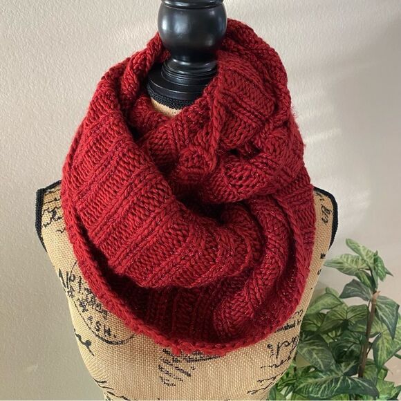 Accessories - Red Sweater Scarf